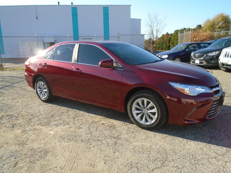 2015 Toyota Camry 4dr Sdn I4 Auto LE (Natl), available for sale in Milford, Connecticut | Dealertown Auto Wholesalers. Milford, Connecticut 2015 Toyota Camry 4dr Sdn I4 Auto LE (Natl), available for sale in Milford, Connecticut | Dealertown Auto Wholesalers. Milford, Connecticut