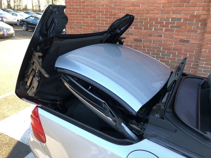 2006 Mercedes-Benz SL-Class 2dr Roadster 5.0L, available for sale in Waterbury, Connecticut | National Auto Brokers, Inc.. Waterbury, Connecticut 2006 Mercedes-Benz SL-Class 2dr Roadster 5.0L, available for sale in Waterbury, Connecticut | National Auto Brokers, Inc.. Waterbury, Connecticut