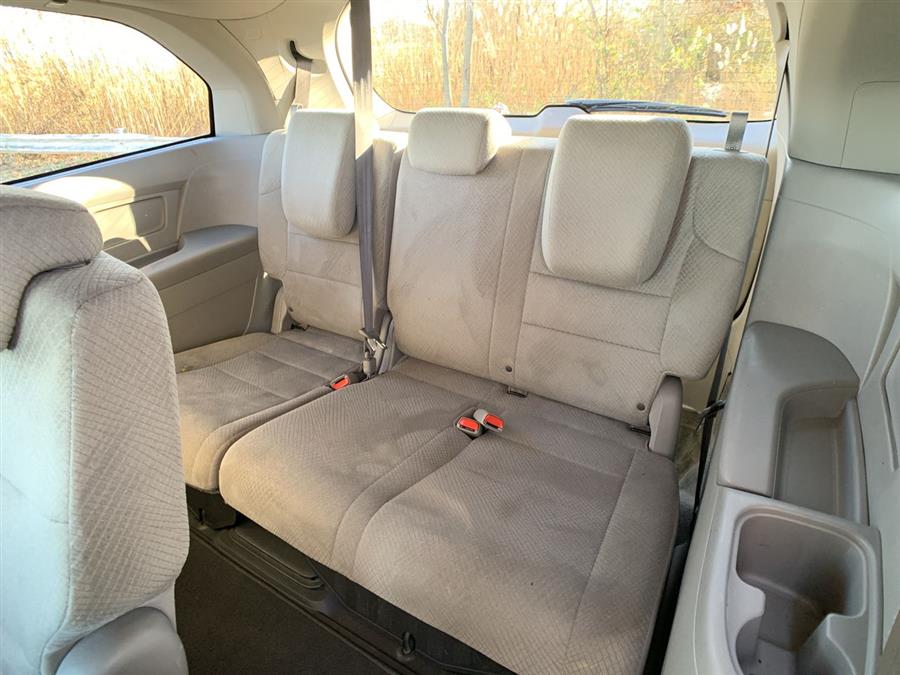 2014 Honda Odyssey 5dr EX, available for sale in Stratford, Connecticut | Wiz Leasing Inc. Stratford, Connecticut 2014 Honda Odyssey 5dr EX, available for sale in Stratford, Connecticut | Wiz Leasing Inc. Stratford, Connecticut