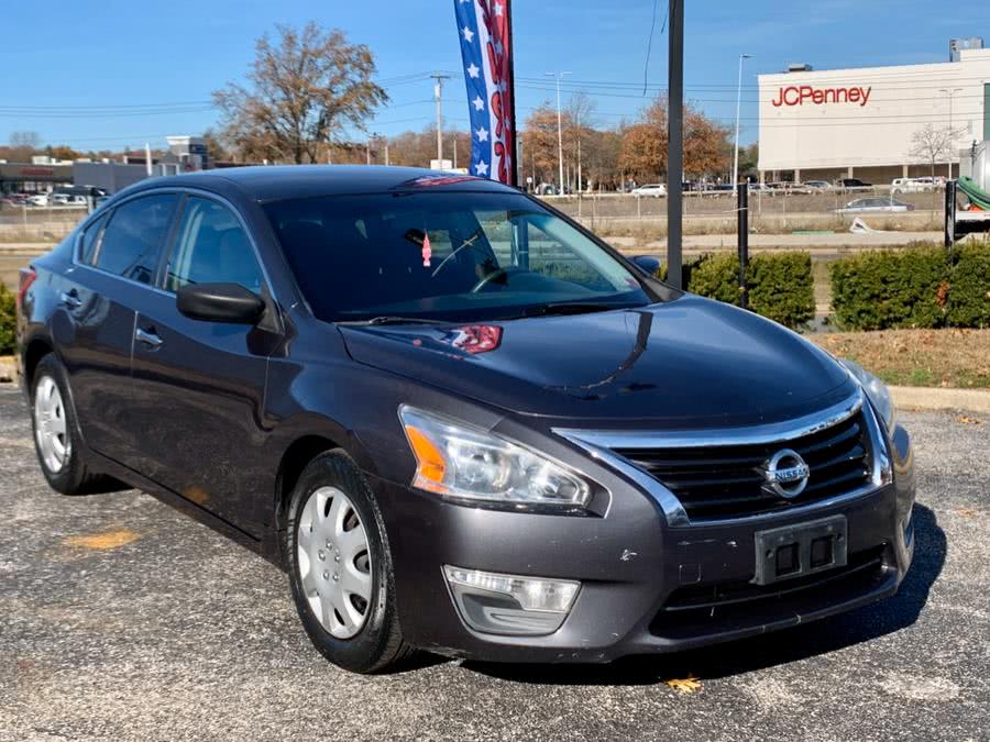 2013 Nissan Altima 4dr Sdn I4 2.5 S, available for sale in Bayshore, New York | Peak Automotive Inc.. Bayshore, New York