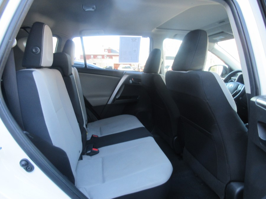Used Toyota RAV4 AWD 4dr XLE (Natl) 2016 | Route 27 Auto Mall. Linden, New Jersey Used Toyota RAV4 AWD 4dr XLE (Natl) 2016 | Route 27 Auto Mall. Linden, New Jersey