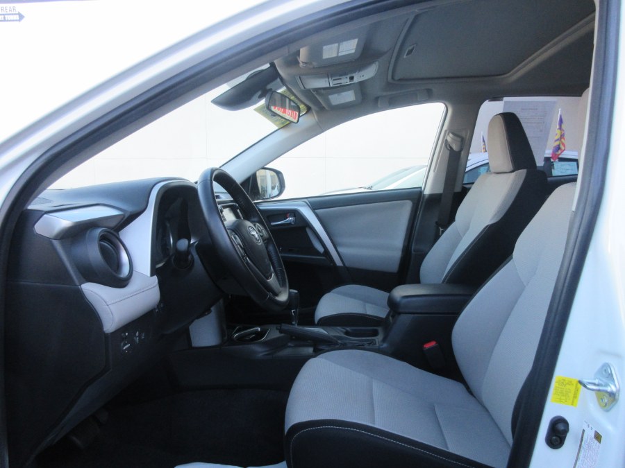 Used Toyota RAV4 AWD 4dr XLE (Natl) 2016 | Route 27 Auto Mall. Linden, New Jersey Used Toyota RAV4 AWD 4dr XLE (Natl) 2016 | Route 27 Auto Mall. Linden, New Jersey