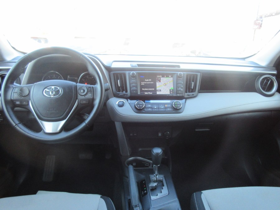 Used Toyota RAV4 AWD 4dr XLE (Natl) 2016 | Route 27 Auto Mall. Linden, New Jersey Used Toyota RAV4 AWD 4dr XLE (Natl) 2016 | Route 27 Auto Mall. Linden, New Jersey