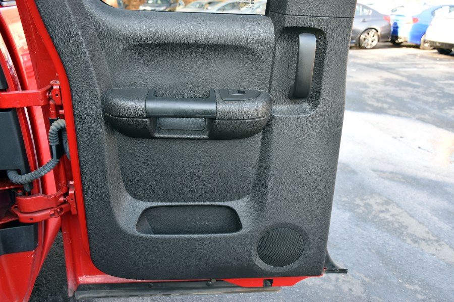 Used GMC Sierra 1500 4WD Ext Cab SLE 2013 | Highline Car Connection. Waterbury, Connecticut Used GMC Sierra 1500 4WD Ext Cab SLE 2013 | Highline Car Connection. Waterbury, Connecticut