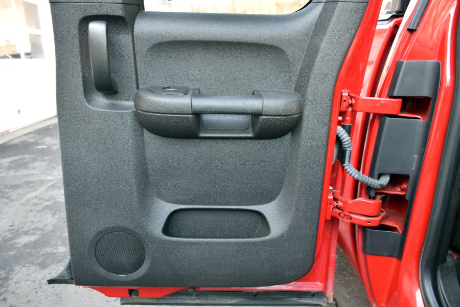 Used GMC Sierra 1500 4WD Ext Cab SLE 2013 | Highline Car Connection. Waterbury, Connecticut Used GMC Sierra 1500 4WD Ext Cab SLE 2013 | Highline Car Connection. Waterbury, Connecticut