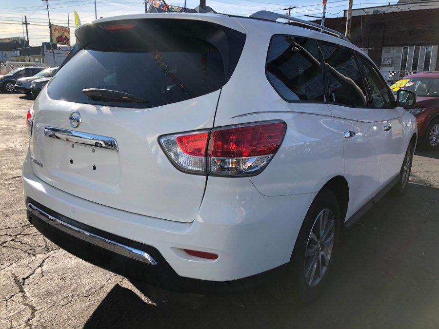 Used Nissan Pathfinder S 2016 | Affordable Motors Inc. Bridgeport, Connecticut Used Nissan Pathfinder S 2016 | Affordable Motors Inc. Bridgeport, Connecticut