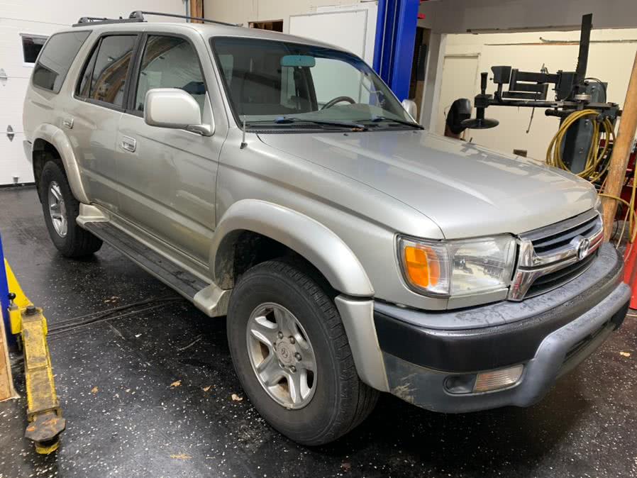 2002 Toyota 4Runner 4dr SR5 3.4L Auto 4WD, available for sale in Hampton, Connecticut | VIP on 6 LLC. Hampton, Connecticut