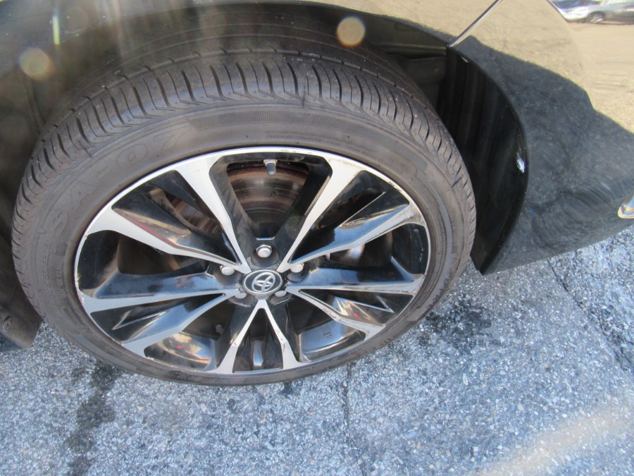 Used Toyota Corolla SE CVT (Natl) 2017 | Hilario's Auto Sales Inc.. Worcester, Massachusetts Used Toyota Corolla SE CVT (Natl) 2017 | Hilario's Auto Sales Inc.. Worcester, Massachusetts