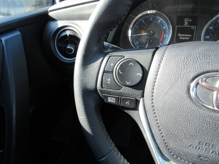 Used Toyota Corolla SE CVT (Natl) 2017 | Hilario's Auto Sales Inc.. Worcester, Massachusetts Used Toyota Corolla SE CVT (Natl) 2017 | Hilario's Auto Sales Inc.. Worcester, Massachusetts