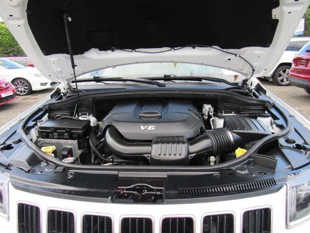 2015 Jeep Grand Cherokee 4WD 4dr Limited, available for sale in San Francisco de Macoris Rd, Dominican Republic | Hilario Auto Import. San Francisco de Macoris Rd, Dominican Republic 2015 Jeep Grand Cherokee 4WD 4dr Limited, available for sale in San Francisco de Macoris Rd, Dominican Republic | Hilario Auto Import. San Francisco de Macoris Rd, Dominican Republic
