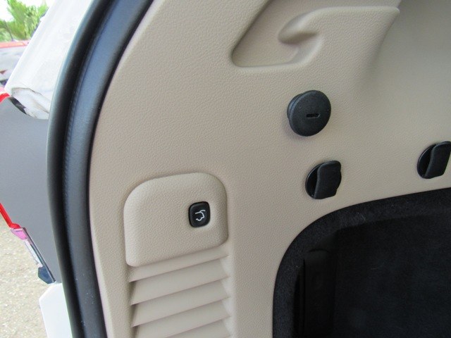 2015 Jeep Grand Cherokee 4WD 4dr Limited, available for sale in San Francisco de Macoris Rd, Dominican Republic | Hilario Auto Import. San Francisco de Macoris Rd, Dominican Republic 2015 Jeep Grand Cherokee 4WD 4dr Limited, available for sale in San Francisco de Macoris Rd, Dominican Republic | Hilario Auto Import. San Francisco de Macoris Rd, Dominican Republic