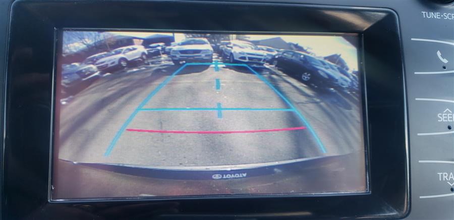 2014 Toyota Highlander AWD 4dr V6 LE (Natl), available for sale in Little Ferry, New Jersey | Victoria Preowned Autos Inc. Little Ferry, New Jersey 2014 Toyota Highlander AWD 4dr V6 LE (Natl), available for sale in Little Ferry, New Jersey | Victoria Preowned Autos Inc. Little Ferry, New Jersey
