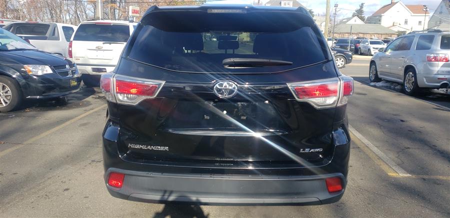 2014 Toyota Highlander AWD 4dr V6 LE (Natl), available for sale in Little Ferry, New Jersey | Victoria Preowned Autos Inc. Little Ferry, New Jersey 2014 Toyota Highlander AWD 4dr V6 LE (Natl), available for sale in Little Ferry, New Jersey | Victoria Preowned Autos Inc. Little Ferry, New Jersey