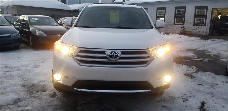 2012 Toyota Highlander 4WD 4dr V6 (Natl), available for sale in Springfield, Massachusetts | Absolute Motors Inc. Springfield, Massachusetts 2012 Toyota Highlander 4WD 4dr V6 (Natl), available for sale in Springfield, Massachusetts | Absolute Motors Inc. Springfield, Massachusetts