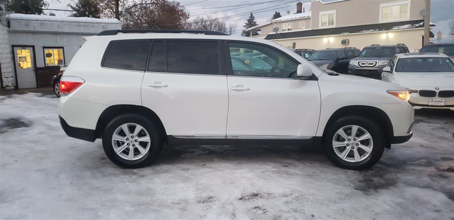 2012 Toyota Highlander 4WD 4dr V6 (Natl), available for sale in Springfield, Massachusetts | Absolute Motors Inc. Springfield, Massachusetts 2012 Toyota Highlander 4WD 4dr V6 (Natl), available for sale in Springfield, Massachusetts | Absolute Motors Inc. Springfield, Massachusetts