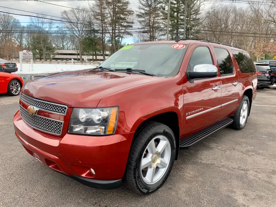 2009 Chevrolet Suburban 4WD 4dr 1500 LTZ, available for sale in South Windsor, Connecticut | Mike And Tony Auto Sales, Inc. South Windsor, Connecticut