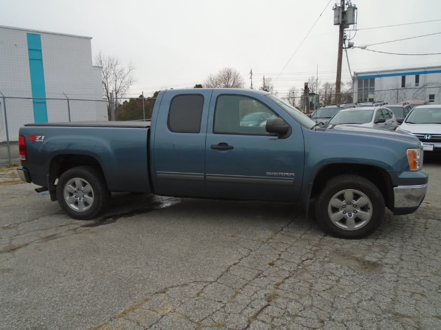 2012 GMC Sierra 1500 4WD Ext Cab 143.5" SLE, available for sale in Milford, Connecticut | Dealertown Auto Wholesalers. Milford, Connecticut