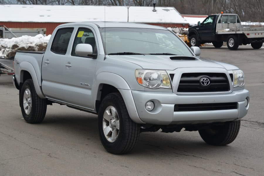2006 Toyota Tacoma Double 128" Auto 4WD, available for sale in Ashland , Massachusetts | New Beginning Auto Service Inc . Ashland , Massachusetts