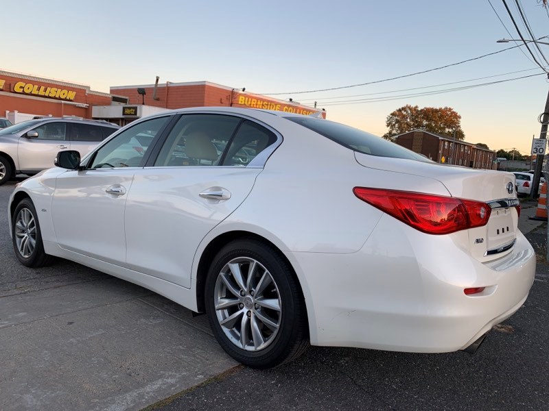 2016 Infiniti Q50 4dr Sdn 2.0t Base AWD, available for sale in Inwood, New York | 5 Towns Drive. Inwood, New York 2016 Infiniti Q50 4dr Sdn 2.0t Base AWD, available for sale in Inwood, New York | 5 Towns Drive. Inwood, New York