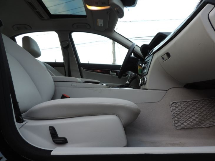 2014 Mercedes-Benz C-Class 4dr Sdn C300 Sport 4MATIC, available for sale in Inwood, New York | 5 Towns Drive. Inwood, New York 2014 Mercedes-Benz C-Class 4dr Sdn C300 Sport 4MATIC, available for sale in Inwood, New York | 5 Towns Drive. Inwood, New York