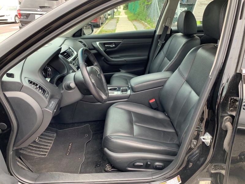 2018 Nissan Altima 2.5 SL Sedan, available for sale in Inwood, New York | 5 Towns Drive. Inwood, New York 2018 Nissan Altima 2.5 SL Sedan, available for sale in Inwood, New York | 5 Towns Drive. Inwood, New York
