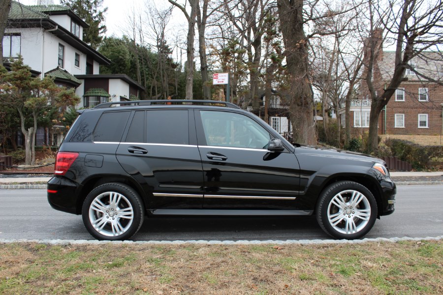 2015 Mercedes-Benz GLK-Class 4MATIC 4dr GLK 350, available for sale in Great Neck, New York | Great Neck Car Buyers & Sellers. Great Neck, New York 2015 Mercedes-Benz GLK-Class 4MATIC 4dr GLK 350, available for sale in Great Neck, New York | Great Neck Car Buyers & Sellers. Great Neck, New York