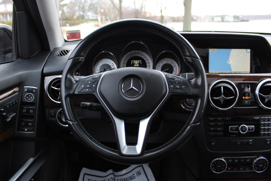 2015 Mercedes-Benz GLK-Class 4MATIC 4dr GLK 350, available for sale in Great Neck, New York | Great Neck Car Buyers & Sellers. Great Neck, New York 2015 Mercedes-Benz GLK-Class 4MATIC 4dr GLK 350, available for sale in Great Neck, New York | Great Neck Car Buyers & Sellers. Great Neck, New York