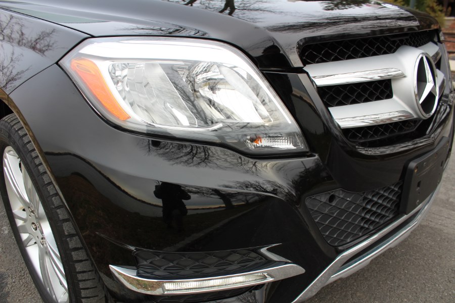 2015 Mercedes-Benz GLK-Class 4MATIC 4dr GLK 350, available for sale in Great Neck, New York | Great Neck Car Buyers & Sellers. Great Neck, New York 2015 Mercedes-Benz GLK-Class 4MATIC 4dr GLK 350, available for sale in Great Neck, New York | Great Neck Car Buyers & Sellers. Great Neck, New York
