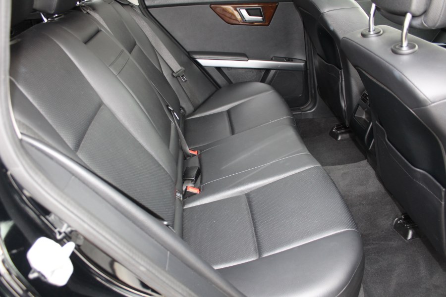 2015 Mercedes-Benz GLK-Class 4MATIC 4dr GLK 350, available for sale in Great Neck, New York | Great Neck Car Buyers & Sellers. Great Neck, New York 2015 Mercedes-Benz GLK-Class 4MATIC 4dr GLK 350, available for sale in Great Neck, New York | Great Neck Car Buyers & Sellers. Great Neck, New York