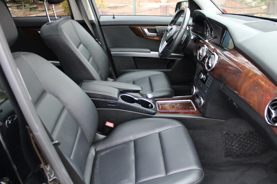 2015 Mercedes-Benz GLK-Class 4MATIC 4dr GLK 350, available for sale in Great Neck, New York | Great Neck Car Buyers & Sellers. Great Neck, New York 2015 Mercedes-Benz GLK-Class 4MATIC 4dr GLK 350, available for sale in Great Neck, New York | Great Neck Car Buyers & Sellers. Great Neck, New York