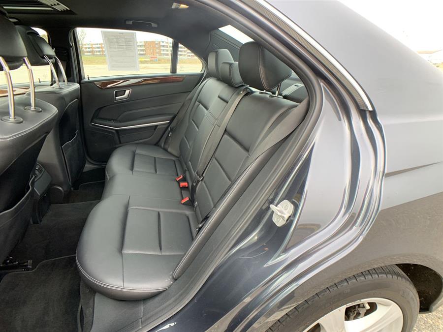 2014 Mercedes-Benz E-Class 4dr Sdn E350 Luxury 4MATIC, available for sale in Stratford, Connecticut | Wiz Leasing Inc. Stratford, Connecticut 2014 Mercedes-Benz E-Class 4dr Sdn E350 Luxury 4MATIC, available for sale in Stratford, Connecticut | Wiz Leasing Inc. Stratford, Connecticut
