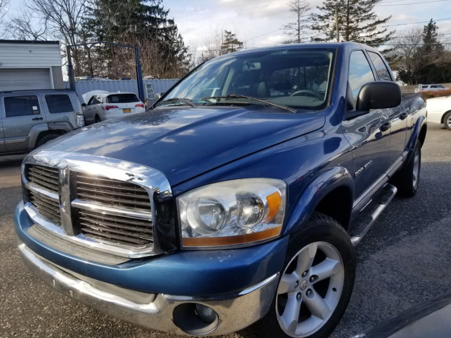 2006 Dodge Ram 1500 4dr Quad Cab 140.5 4WD SLT, available for sale in Patchogue, New York | Romaxx Truxx. Patchogue, New York