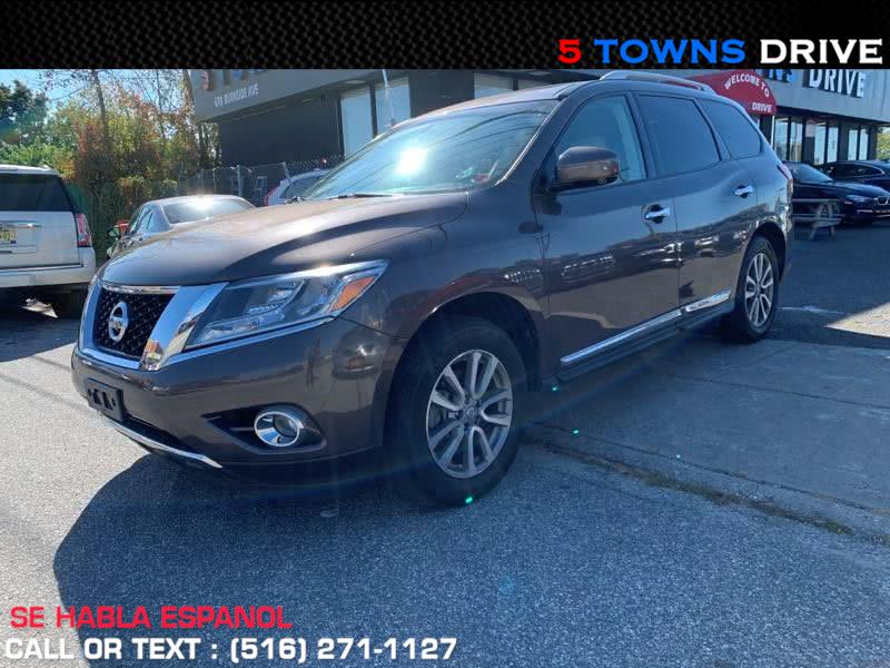 2016 Nissan Pathfinder 4WD 4dr SL, available for sale in Inwood, New York | 5 Towns Drive. Inwood, New York