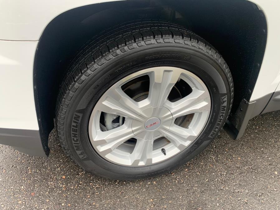 2017 GMC Terrain FWD 4dr SLE w/SLE-1, available for sale in South Windsor, Connecticut | Mike And Tony Auto Sales, Inc. South Windsor, Connecticut 2017 GMC Terrain FWD 4dr SLE w/SLE-1, available for sale in South Windsor, Connecticut | Mike And Tony Auto Sales, Inc. South Windsor, Connecticut