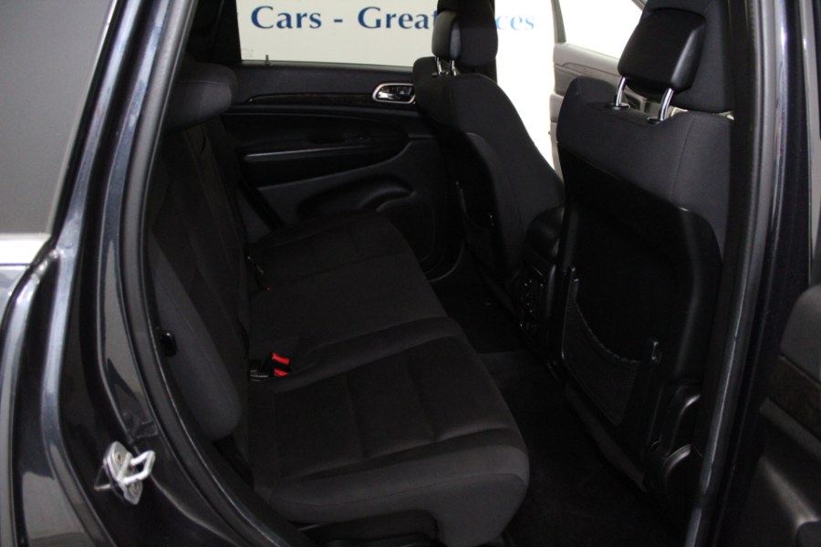 2012 Jeep Grand Cherokee 4WD 4dr Laredo, available for sale in Plainville, Connecticut | New England Auto Sales LLC. Plainville, Connecticut 2012 Jeep Grand Cherokee 4WD 4dr Laredo, available for sale in Plainville, Connecticut | New England Auto Sales LLC. Plainville, Connecticut