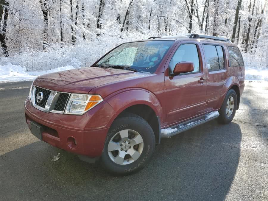 2006 Nissan Pathfinder LE 4WD, available for sale in Springfield, Massachusetts | Absolute Motors Inc. Springfield, Massachusetts