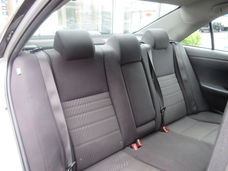Used Toyota Camry 4dr Sdn I4 Auto LE (Natl) 2015 | Route 27 Auto Mall. Linden, New Jersey Used Toyota Camry 4dr Sdn I4 Auto LE (Natl) 2015 | Route 27 Auto Mall. Linden, New Jersey