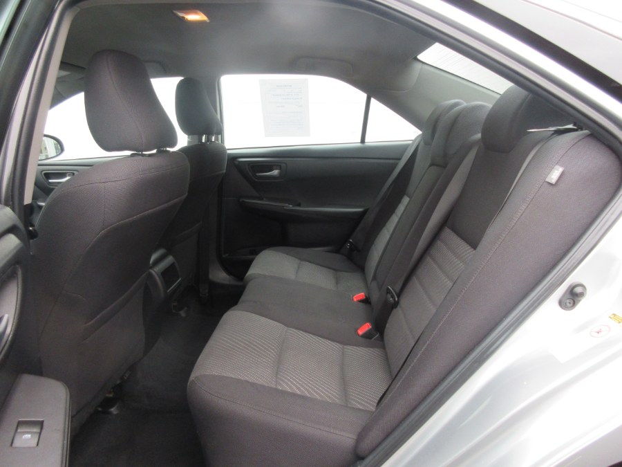 Used Toyota Camry 4dr Sdn I4 Auto LE (Natl) 2015 | Route 27 Auto Mall. Linden, New Jersey Used Toyota Camry 4dr Sdn I4 Auto LE (Natl) 2015 | Route 27 Auto Mall. Linden, New Jersey