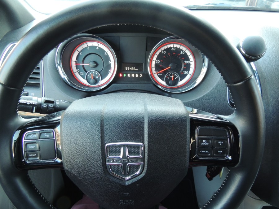 2018 Dodge Grand Caravan SXT Wagon, available for sale in Brooklyn, New York | Carsbuck Inc.. Brooklyn, New York 2018 Dodge Grand Caravan SXT Wagon, available for sale in Brooklyn, New York | Carsbuck Inc.. Brooklyn, New York