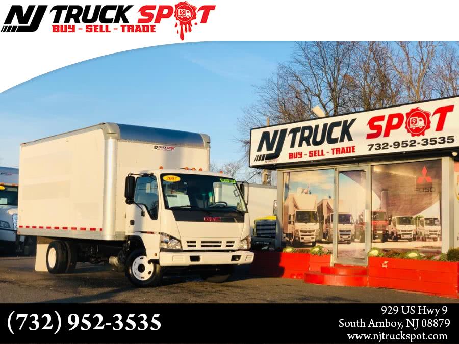2007 GMC W4500 / ISUZU 16 FEET BOX TRUCK + LIFT GATE + PRE EMISSIONS, available for sale in South Amboy, New Jersey | NJ Truck Spot. South Amboy, New Jersey