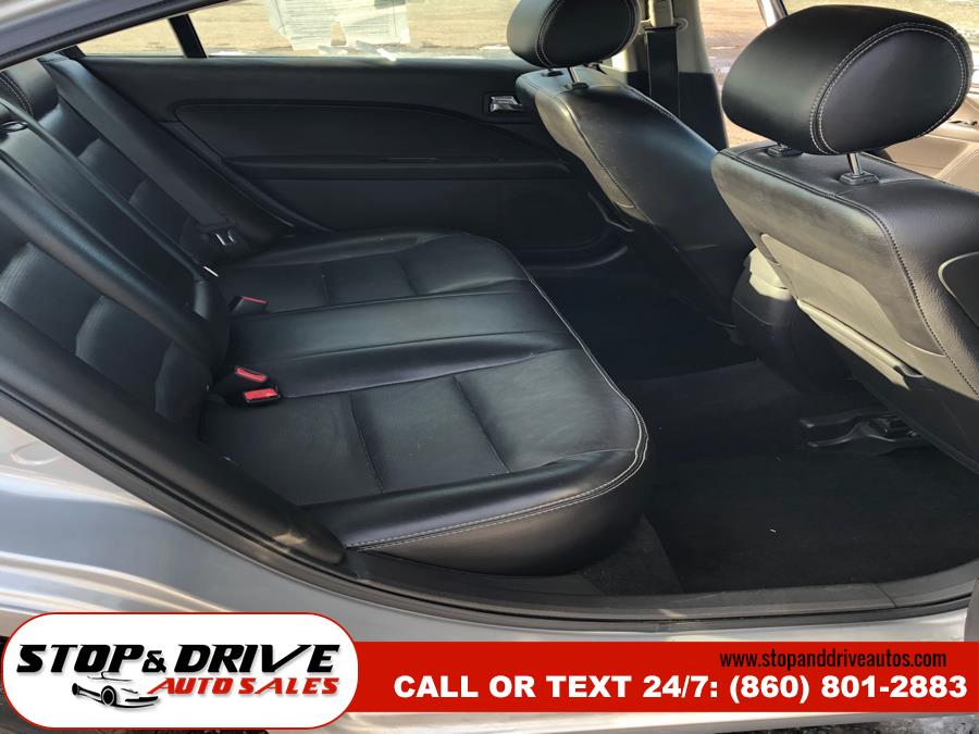2006 Ford Fusion 4dr Sdn V6 SEL, available for sale in East Windsor, Connecticut | Stop & Drive Auto Sales. East Windsor, Connecticut 2006 Ford Fusion 4dr Sdn V6 SEL, available for sale in East Windsor, Connecticut | Stop & Drive Auto Sales. East Windsor, Connecticut