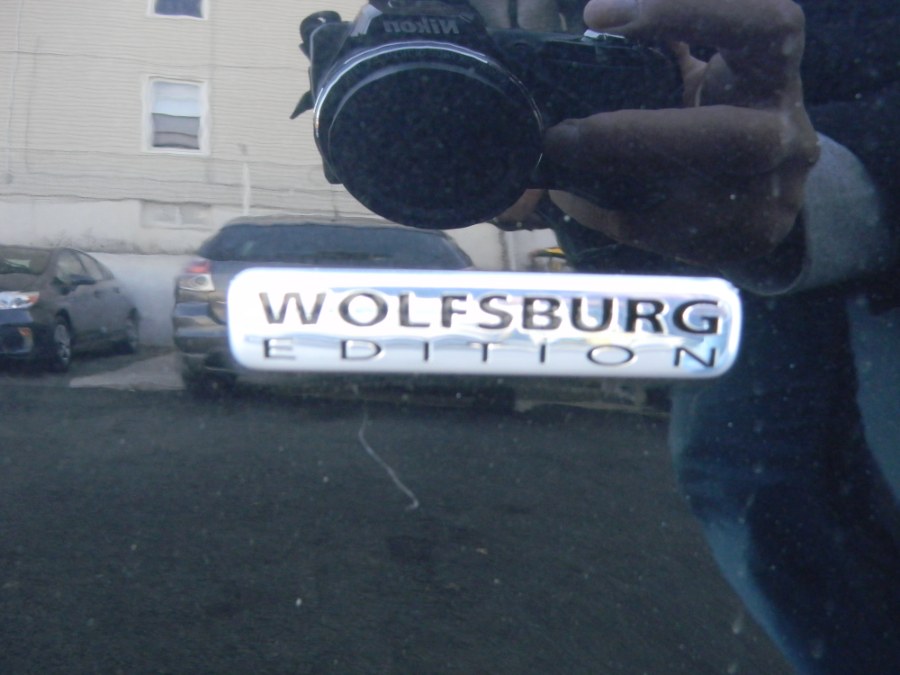 2010 Volkswagen Jetta Sedan 4dr Manual Wolfsburg PZEV, available for sale in Paterson, New Jersey | DZ Automall. Paterson, New Jersey 2010 Volkswagen Jetta Sedan 4dr Manual Wolfsburg PZEV, available for sale in Paterson, New Jersey | DZ Automall. Paterson, New Jersey
