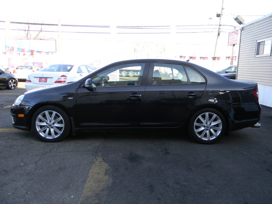 2010 Volkswagen Jetta Sedan 4dr Manual Wolfsburg PZEV, available for sale in Paterson, New Jersey | DZ Automall. Paterson, New Jersey 2010 Volkswagen Jetta Sedan 4dr Manual Wolfsburg PZEV, available for sale in Paterson, New Jersey | DZ Automall. Paterson, New Jersey
