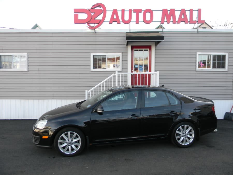 2010 Volkswagen Jetta Sedan 4dr Manual Wolfsburg PZEV, available for sale in Paterson, New Jersey | DZ Automall. Paterson, New Jersey