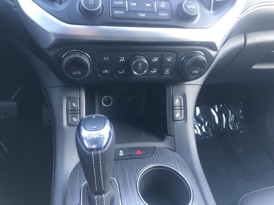 2019 GMC Acadia AWD 4dr SLT w/SLT-1, available for sale in Inwood, New York | 5 Towns Drive. Inwood, New York 2019 GMC Acadia AWD 4dr SLT w/SLT-1, available for sale in Inwood, New York | 5 Towns Drive. Inwood, New York