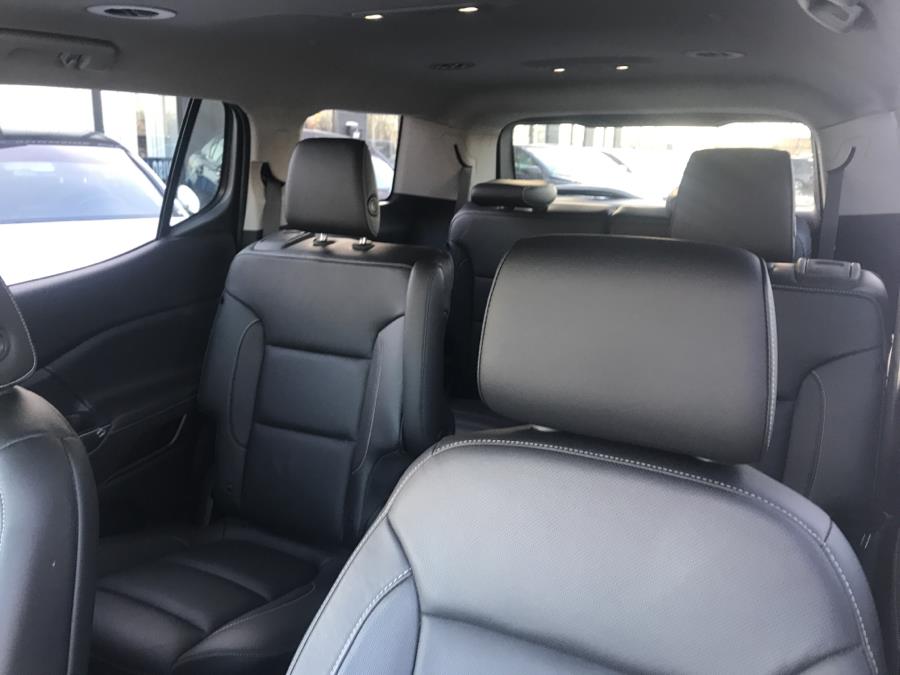 2019 GMC Acadia AWD 4dr SLT w/SLT-1, available for sale in Inwood, New York | 5 Towns Drive. Inwood, New York 2019 GMC Acadia AWD 4dr SLT w/SLT-1, available for sale in Inwood, New York | 5 Towns Drive. Inwood, New York