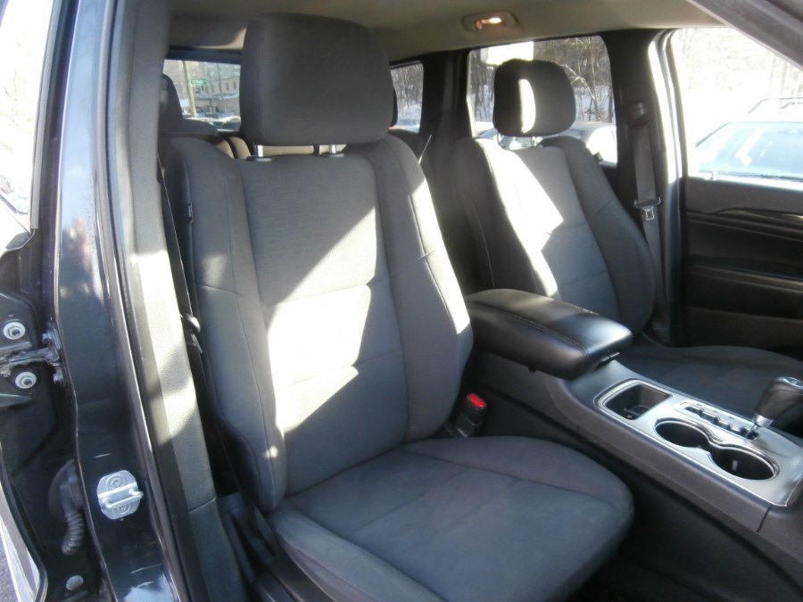 2011 Jeep Grand Cherokee 4WD 4dr Laredo, available for sale in Waterbury, Connecticut | Jim Juliani Motors. Waterbury, Connecticut 2011 Jeep Grand Cherokee 4WD 4dr Laredo, available for sale in Waterbury, Connecticut | Jim Juliani Motors. Waterbury, Connecticut