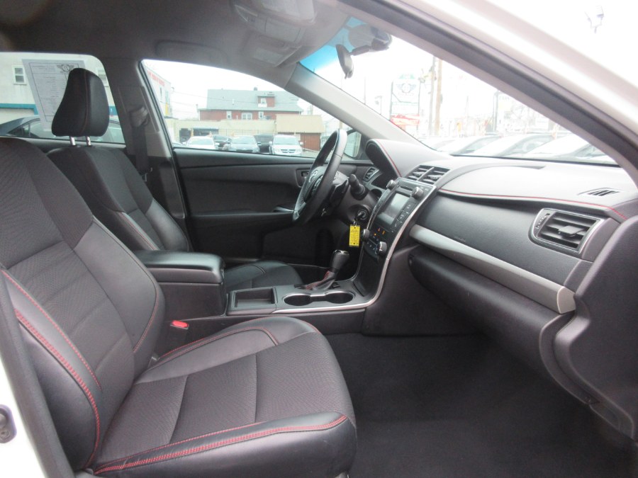 2017 Toyota Camry SE Automatic (Natl), available for sale in Linden, New Jersey | Route 27 Auto Mall. Linden, New Jersey 2017 Toyota Camry SE Automatic (Natl), available for sale in Linden, New Jersey | Route 27 Auto Mall. Linden, New Jersey