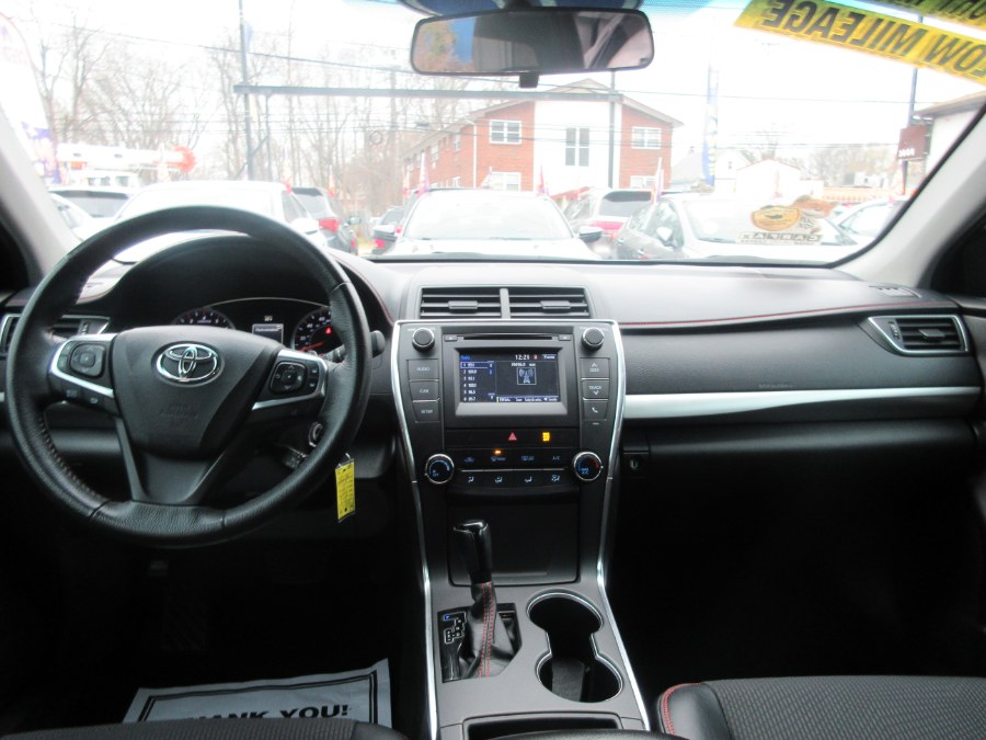2017 Toyota Camry SE Automatic (Natl), available for sale in Linden, New Jersey | Route 27 Auto Mall. Linden, New Jersey 2017 Toyota Camry SE Automatic (Natl), available for sale in Linden, New Jersey | Route 27 Auto Mall. Linden, New Jersey