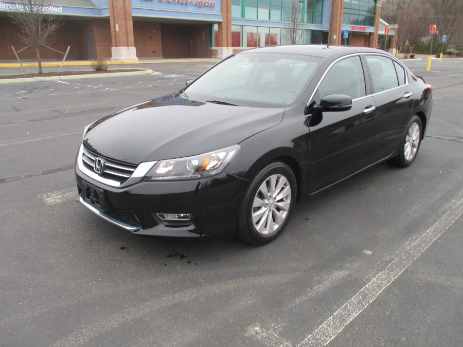 2013 Honda Accord Sdn 4dr I4 CVT EX-L, available for sale in New Britain, Connecticut | Universal Motors LLC. New Britain, Connecticut